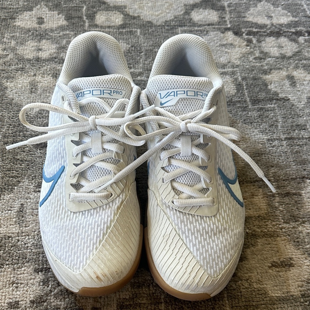 Nike Vapor Pro White tennis court shoes